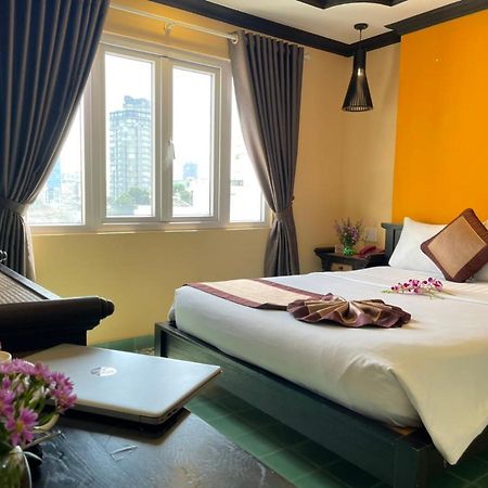 Ipeace Hotel - Bui Vien Walking Street Ho Chi Minh-stad Buitenkant foto