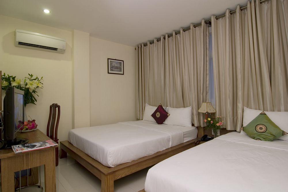 Ipeace Hotel - Bui Vien Walking Street Ho Chi Minh-stad Buitenkant foto