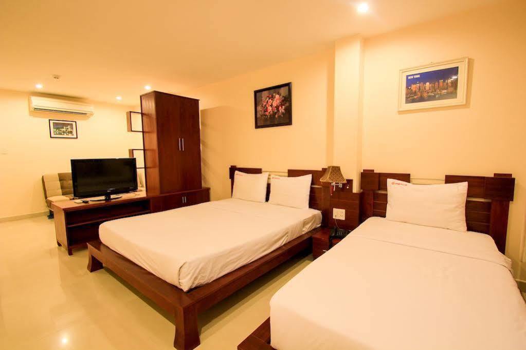 Ipeace Hotel - Bui Vien Walking Street Ho Chi Minh-stad Buitenkant foto